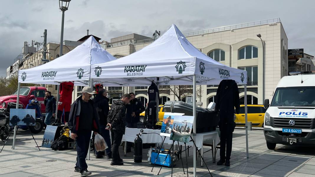 Konya’da polis haftası coşkusu! Emniyet teşkilatı vatandaşlarla buluştu 5